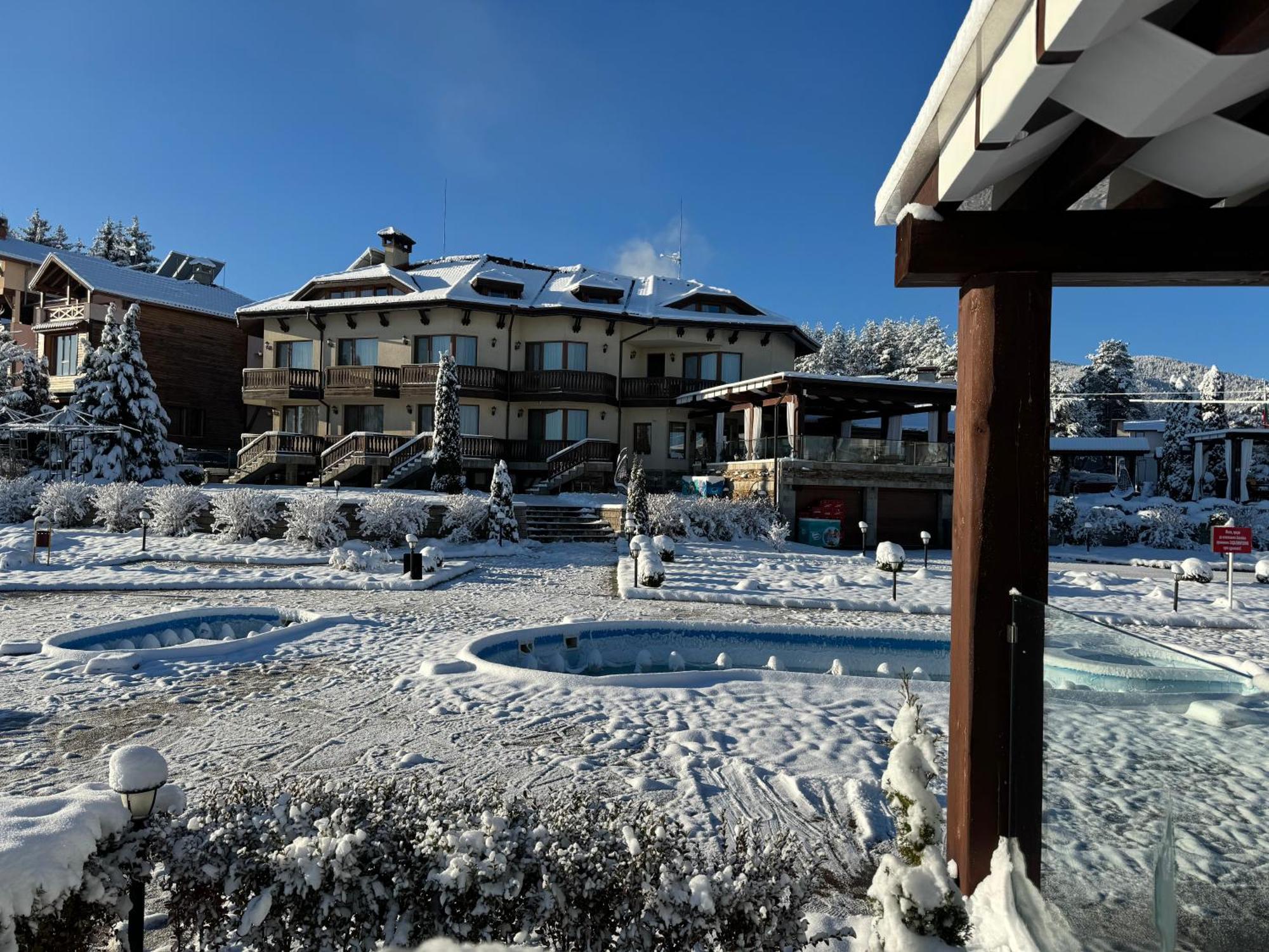 Family Hotel Eterno Tsigov tsjark Eksteriør bilde